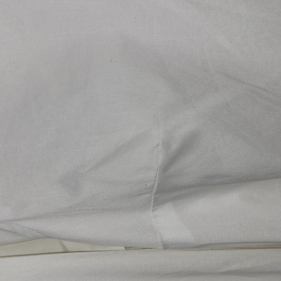 NWT Liz Lange long sleeved blouse - Picture 3 of 7